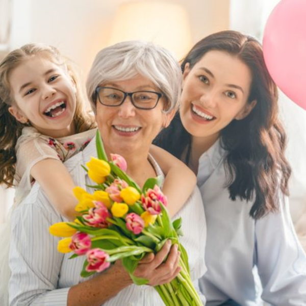 lyubimyh-babushek-600x600