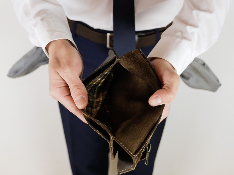 Число бедных в РФ в III квартале выросло на 1,2 млн человек, реальные доходы упали за год на 3,5%