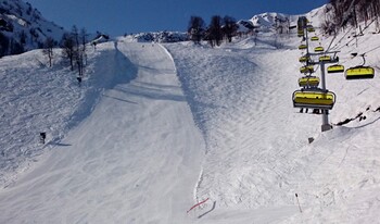 Из-за аварии на канатной дороге в горах Сочи были эвакуированы 170 человек