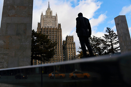 МИД усомнился в дальнейшем сотрудничестве с ЕС из-за действий по Навальному