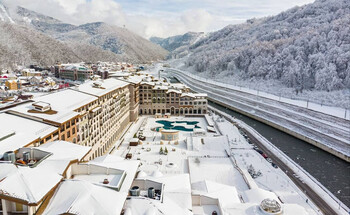 Постоялец одного из люксовых отелей Сочи поджег банкомат