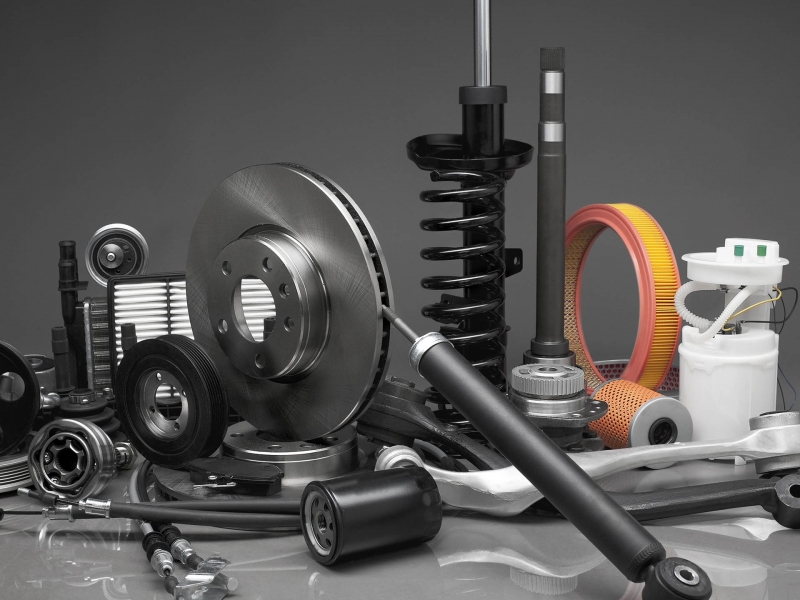 Авито Авто: россияне стали чаще чинить автомобили – спрос на запчасти в 2020 году вырос на 24,9%, а на услуги ремонта – на 73%