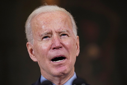 Байден обвинил Трампа в плохой подготовке к вакцинации от коронавируса