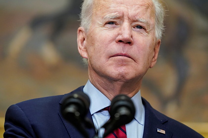 Байден увидел «свет в конце туннеля» после одобрения третьей вакцины от COVID-19