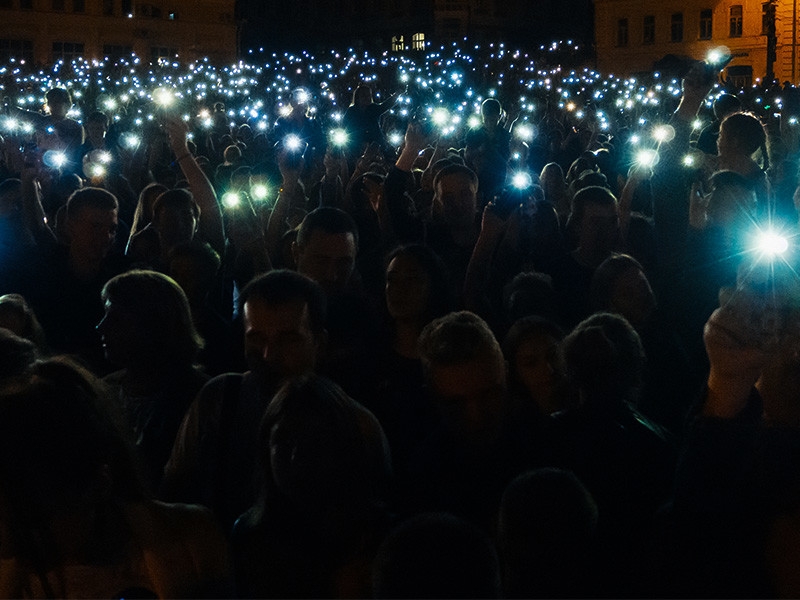 Baza: в брянском студенческом общежитии на один день запретили портативные источники света