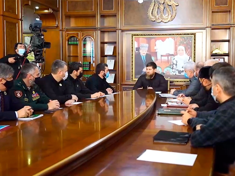 Чечня стала первым регионом РФ, где отменен масочный режим