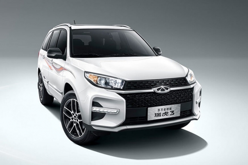 Chery Tiggo 3 не собирается на покой: кроссовер обзавёлся турбомотором