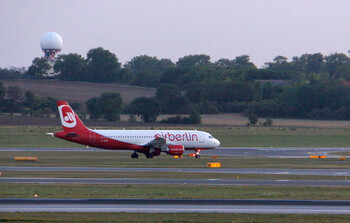 На авиарейсах в Германию запретили тканевые маски