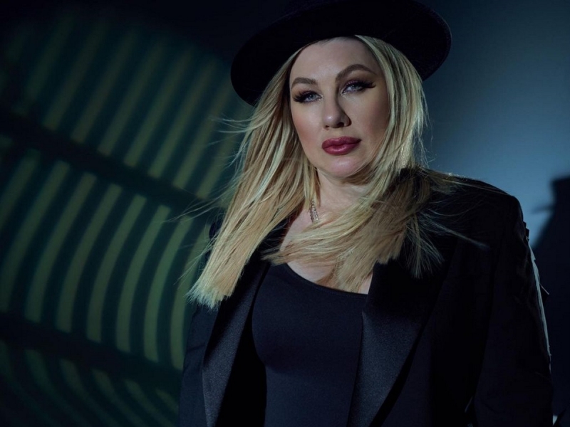 «Не буду скакать в трусах и лифчике»: Ева Польна ужаснулась превратившейся в «днище» эстраде