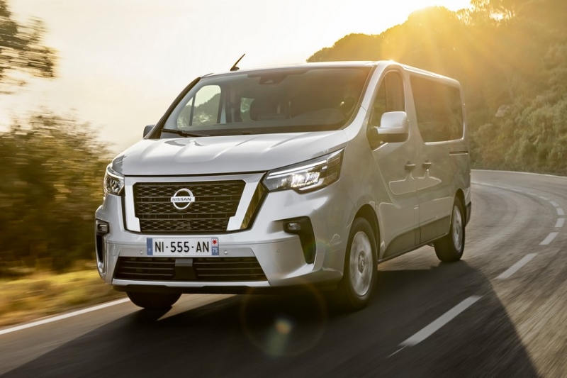Nissan NV300 после рестайлинга отдалился от брата Renault Trafic, но только внешне