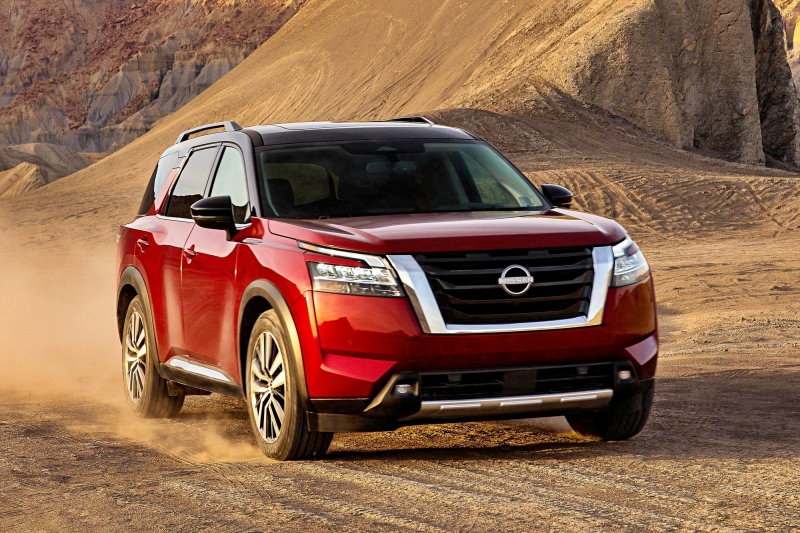 Новый Nissan Pathfinder: без CVT, на старой платформе и с хорошими перспективами в РФ