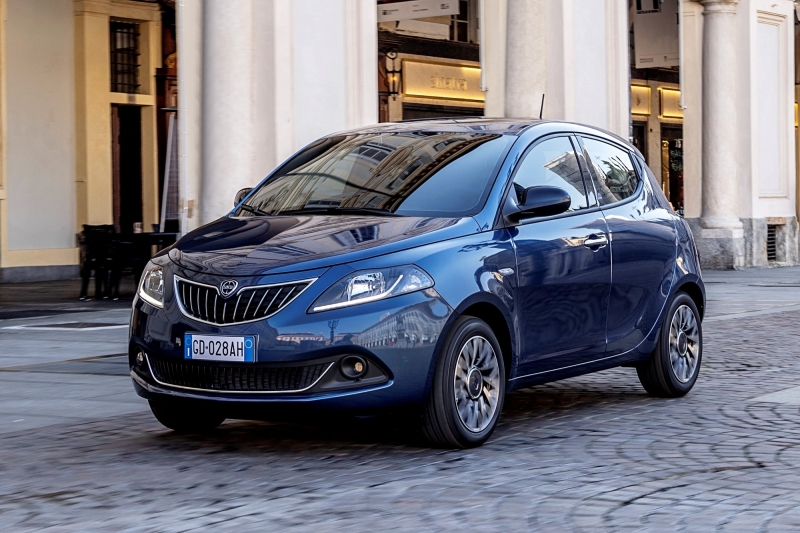 Обновлённая Lancia Ypsilon: «старушка» ещё поживёт и поборется с плесенью