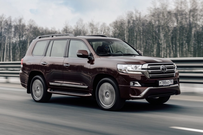 Очередной отзыв в РФ: Тойотам и Лексусам заменят форсунки омывателя лобового стекла