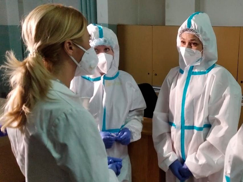 В омском Минздраве нашли нарушения на 920 млн рублей из средств ковидных дотаций