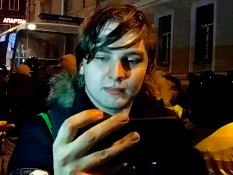 Врачи зафиксировали черепно-мозговую травму у журналиста, которого на акции протеста дубинкой ударил сотрудник Росгвардии