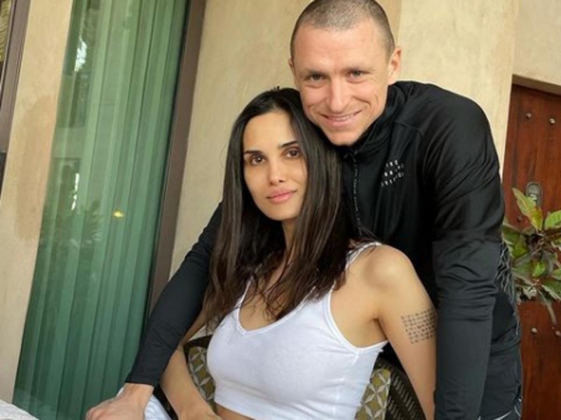 «Адвокаты уже работают»: жена Мамаева подала на развод