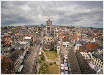 Бельгия продлила запрет на поездки за границу до 18 апреля