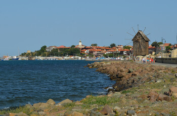 Болгария откроет летний сезон с мая