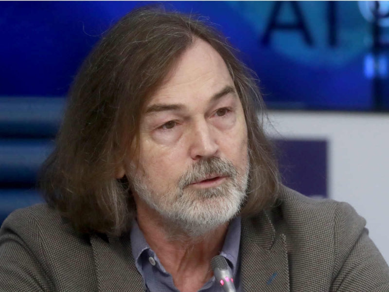 «Какой красавчик!»: сын Сафронова похудел и изменился до не узнаваемости