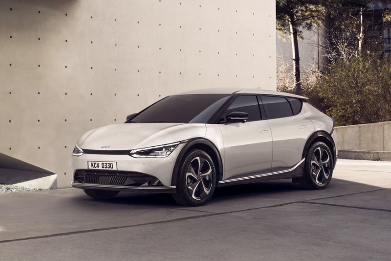 Кросс-хэтч Kia EV6 объявлен первенцем нового дизайна, но некоторые решения мы уже видели