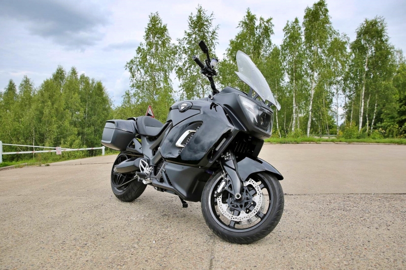 Мотоцикл Aurus на видео: 190 л.с., коляска и «голая» гражданская версия