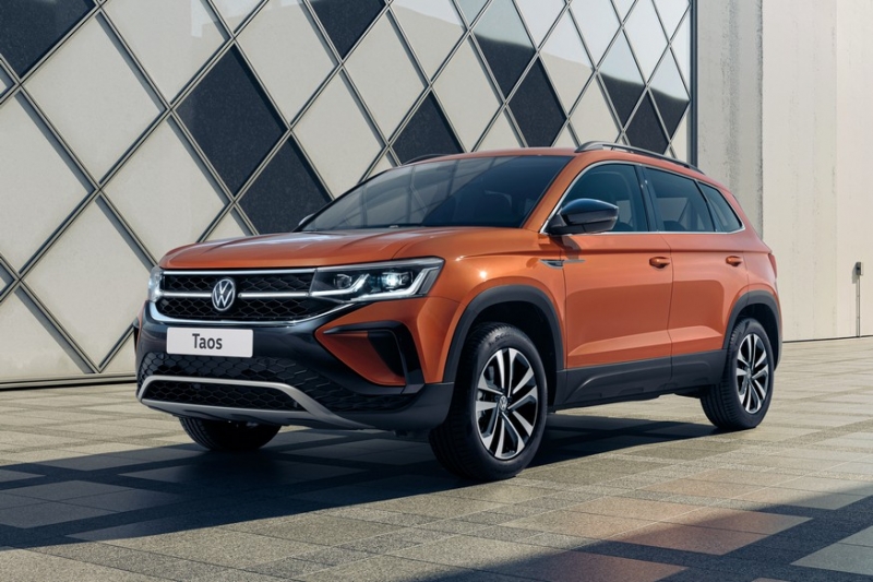 Новый кроссовер Volkswagen для России, который дешевле Tiguan: это Taos, брат Skoda Karoq