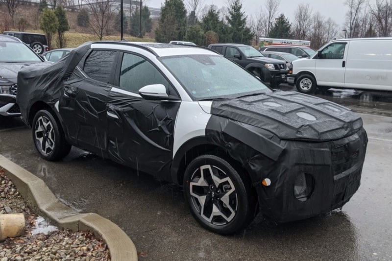 Пикап Hyundai почти готов к премьере: модель снова угодила в объектив