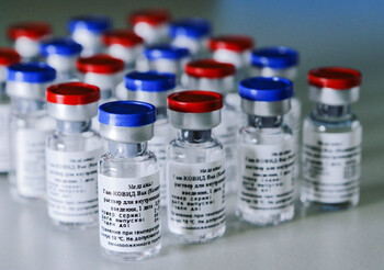 Сертификат о прививке «Спутником V» будет и на английском языке, и в виде QR-кода 