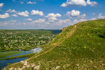 В Молдавии намерены вновь ввести режим ЧП
