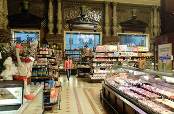 В Москве закрывается знаменитый универмаг «Елисеевский» 