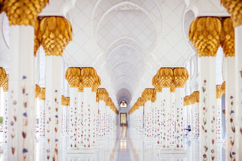 Абу-Даби отменяет обязательный карантин при въезде для россиян 