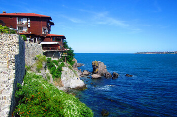 Болгария с 1 мая открывается для иностранных туристов