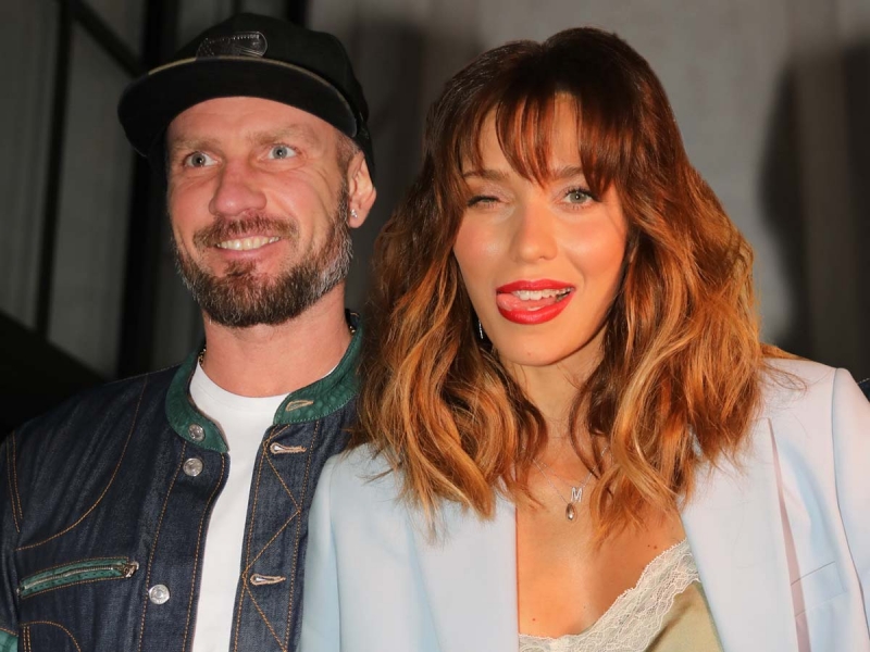 Брутального Романа Костомарова наградили на глазах изумленной Регины Тодоренко