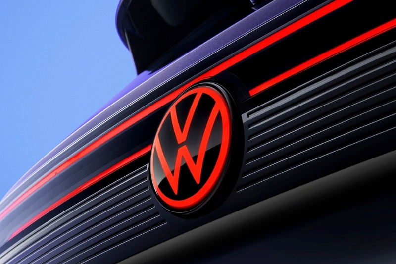 Будущий флагман VW Trinity: доступная цена, минимум «железных» опций и платное ПО