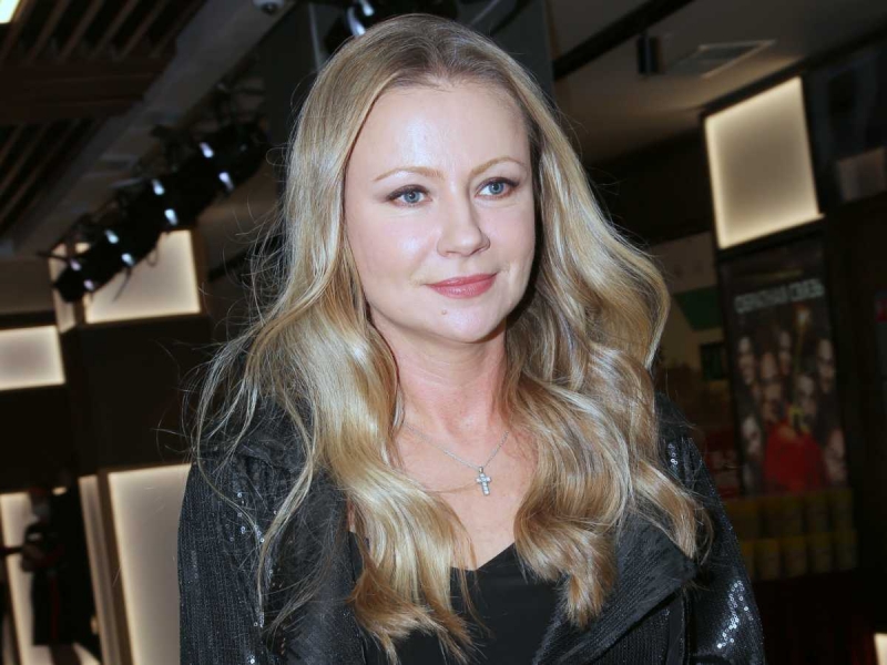 Царствие небесное: похоронившая мать Миронова потеряла еще одного близкого человека