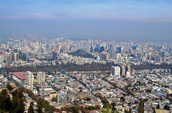 Чили закрывает границы на месяц
