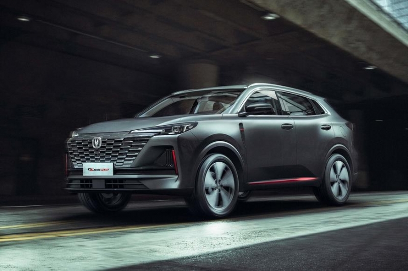 Кроссовер Changan CS55 в новом поколении преобразился не только снаружи: первые фото салона