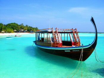 Мальдивы отменят тесты для некоторых привитых туристов