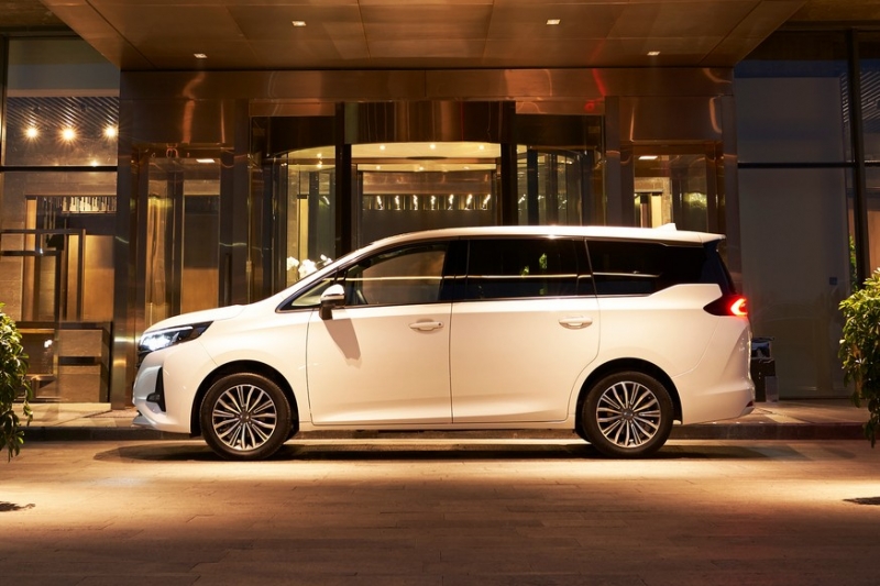 Младший минивэн GAC: на подмогу идёт версия Pro с новым обликом и доработанным салоном