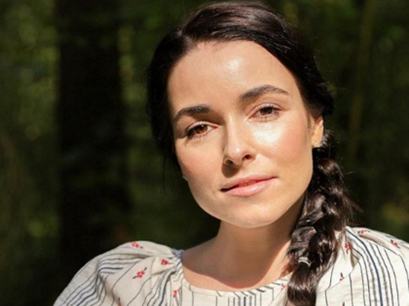 «Не ест после 19:00 и много тренируется»: Ирена Понарошку заставила сына худеть