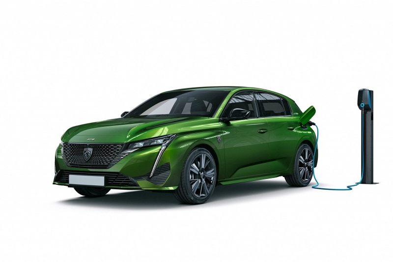 Новые Peugeot 308 и Opel Astra всё-таки станут электромобилями, чтобы дать бой VW ID.3