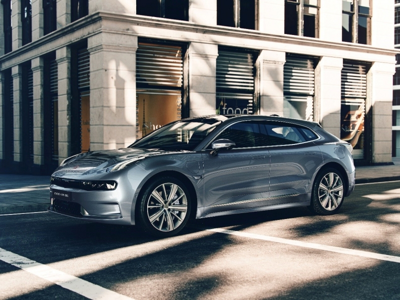 Первой моделью свежеиспечённого бренда Zeekr оказался перелицованный концепт Lynk & Co