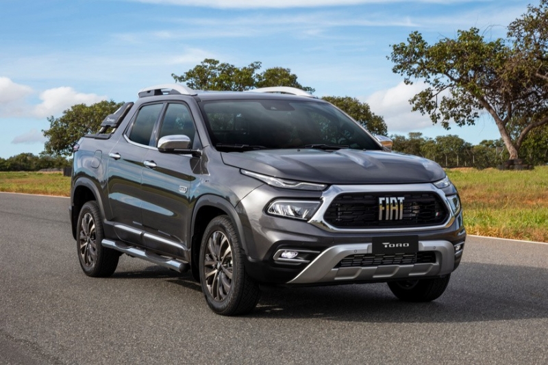 Пикап Fiat Toro-2022: новый мотор, вертикальный планшет и больше отличий между версиями