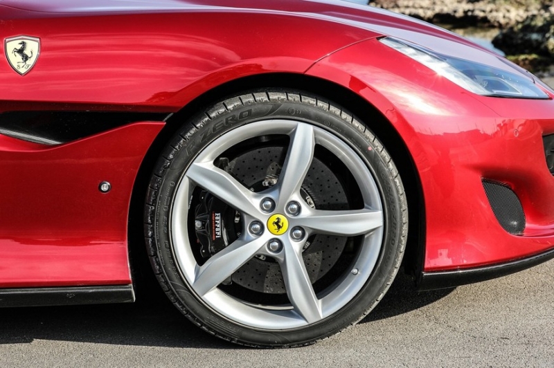 Планы Ferrari: итальянцы выпустят первую «зелёную» модель через несколько лет