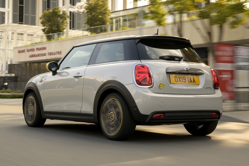 Планы Mini на ближайшие годы: маленький трёхдверный хэтчбек, кроссовер и минивэн