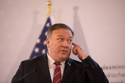 Помпео заставлял сотрудников Госдепа выгуливать его собаку и бронировать столики