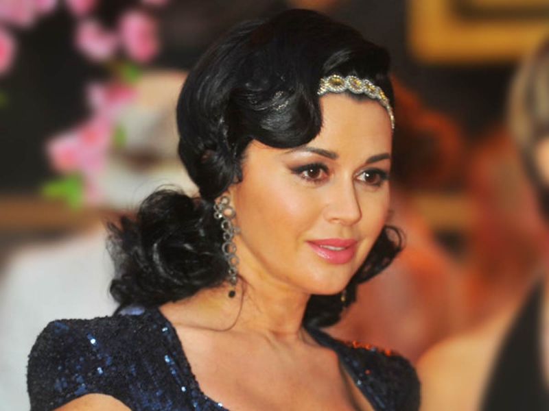 У онкобольной Анастасии Заворотнюк новая потеря