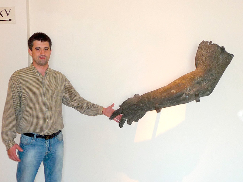 Задержанному украинскому консулу дали трое суток, чтобы покинуть Россию