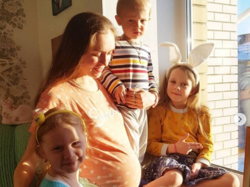 Беременная звезда «Дома-2» Мария Круглыхина борется за жизнь третьего ребенка