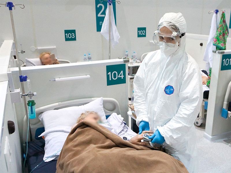 Четвертые сутки подряд число новых случаев COVID в Москве превышает 3 тысячи